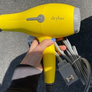 NEVER USED  Drybar Combo Blow Dryer + Brush 🎄